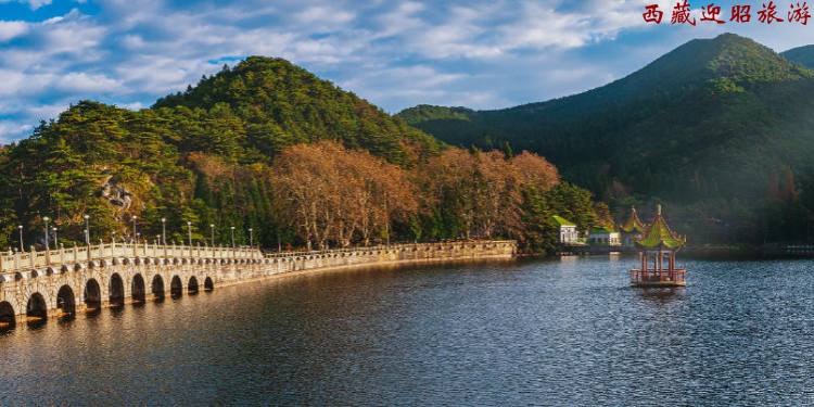 2026年某互联网公司新员工35人从上海坐高铁到庐山，找庐山地接社安排山上